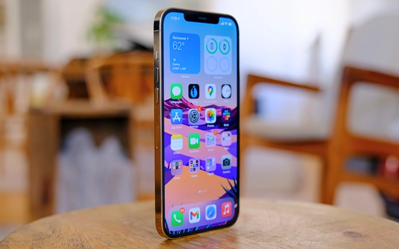 Màn hình iPhone 12 Pro Max