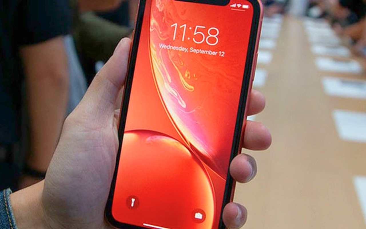 Mặt kính iPhone Xr