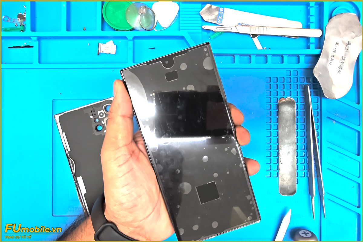 Quy trình thay màn hình Samsung S23 Ultra