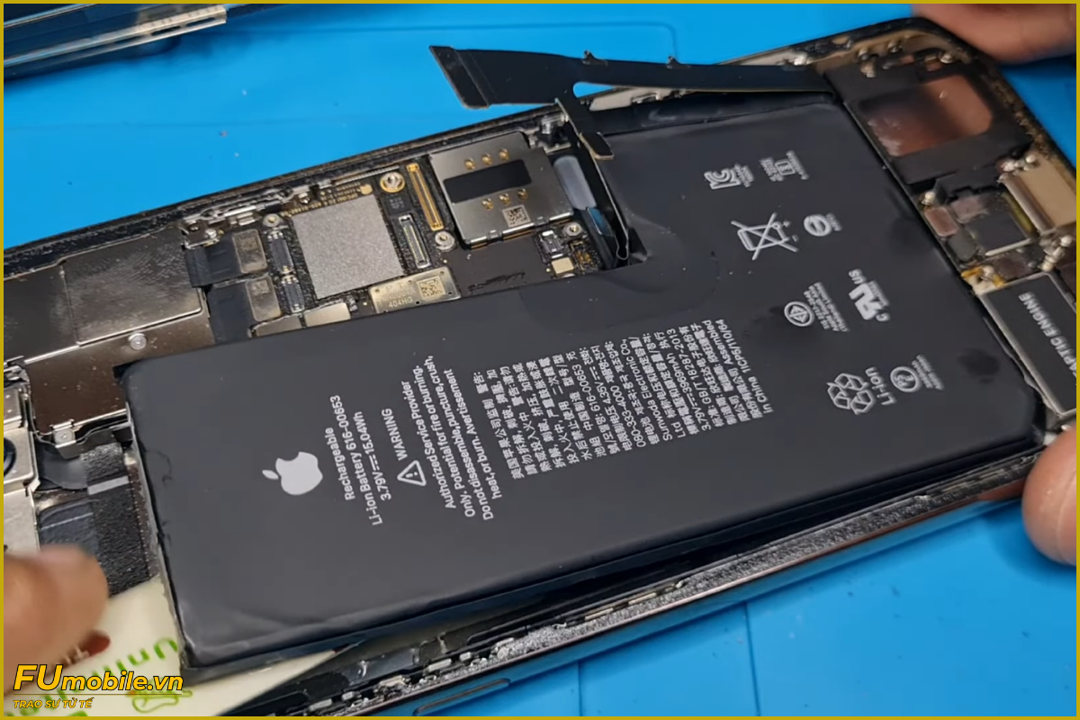 Quy trình thay pin iPhone 11 Pro Max