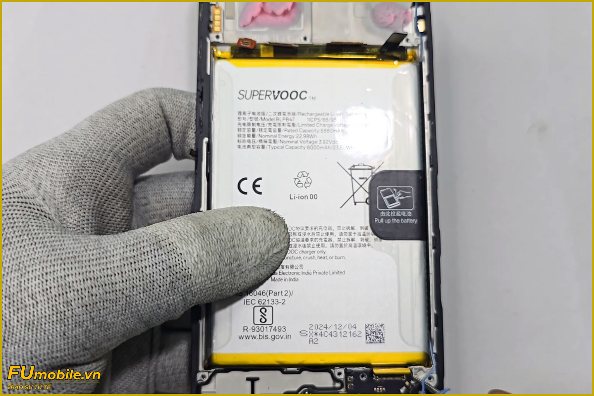 Quy trình thay pin Realme 14T 5G